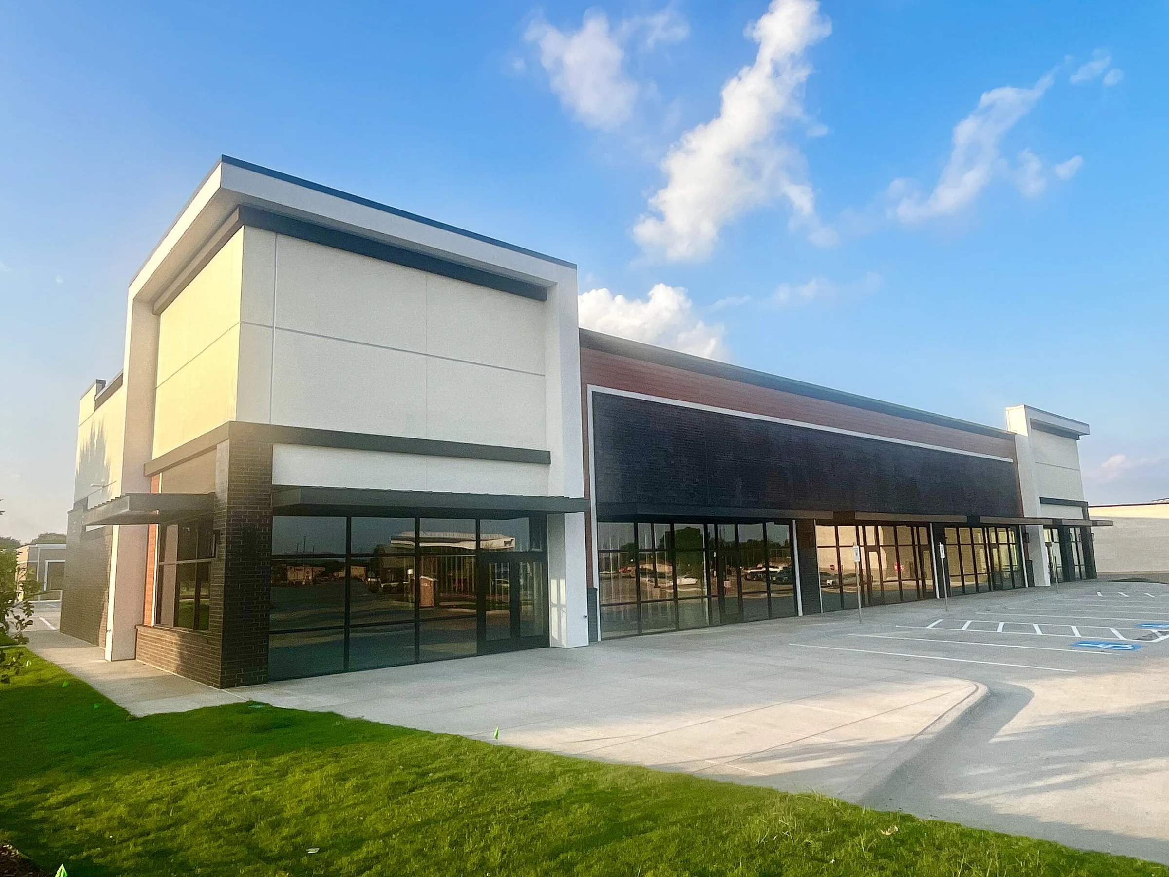 Multi-Location Retail Roofing in Erie, PA